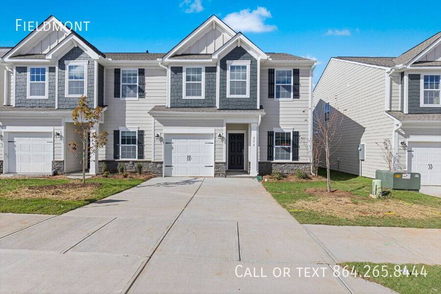 Townhouse for rent at 211 Backstay Lane, Taylors, SC 29687