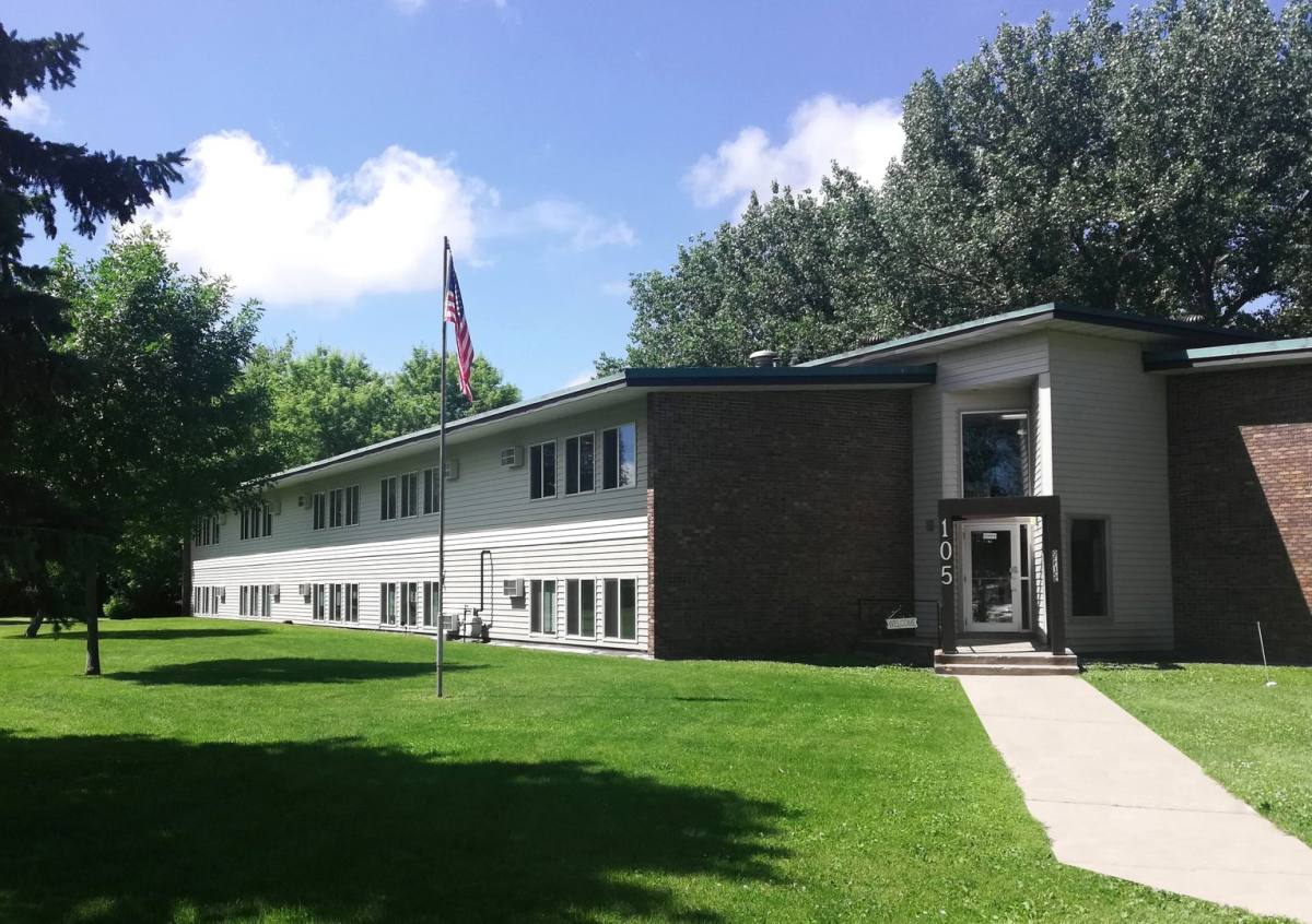 Apartment for rent at 105 Sunnyslope Rd, Morris, MN 56267
