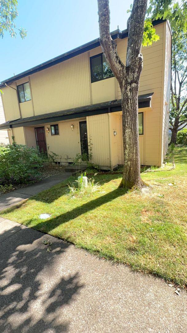 Condo for rent at 1545 Fetters Loop, Eugene, OR 97402