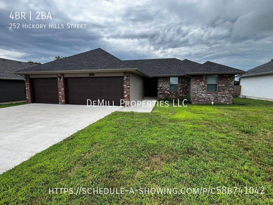 House for rent at 252 Hickory Hills St, Rogersville, MO 65742