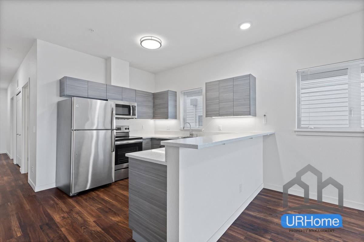 Apartment for rent at 1728 NE 45th Ave, Portland, OR 97213