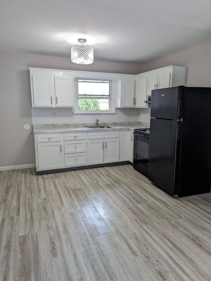 Apartment for rent at 136-168 Jersey St, Waterbury, CT 06706