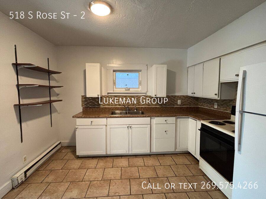 Apartment for rent at 518 S Rose St #2, Kalamazoo, MI 49007