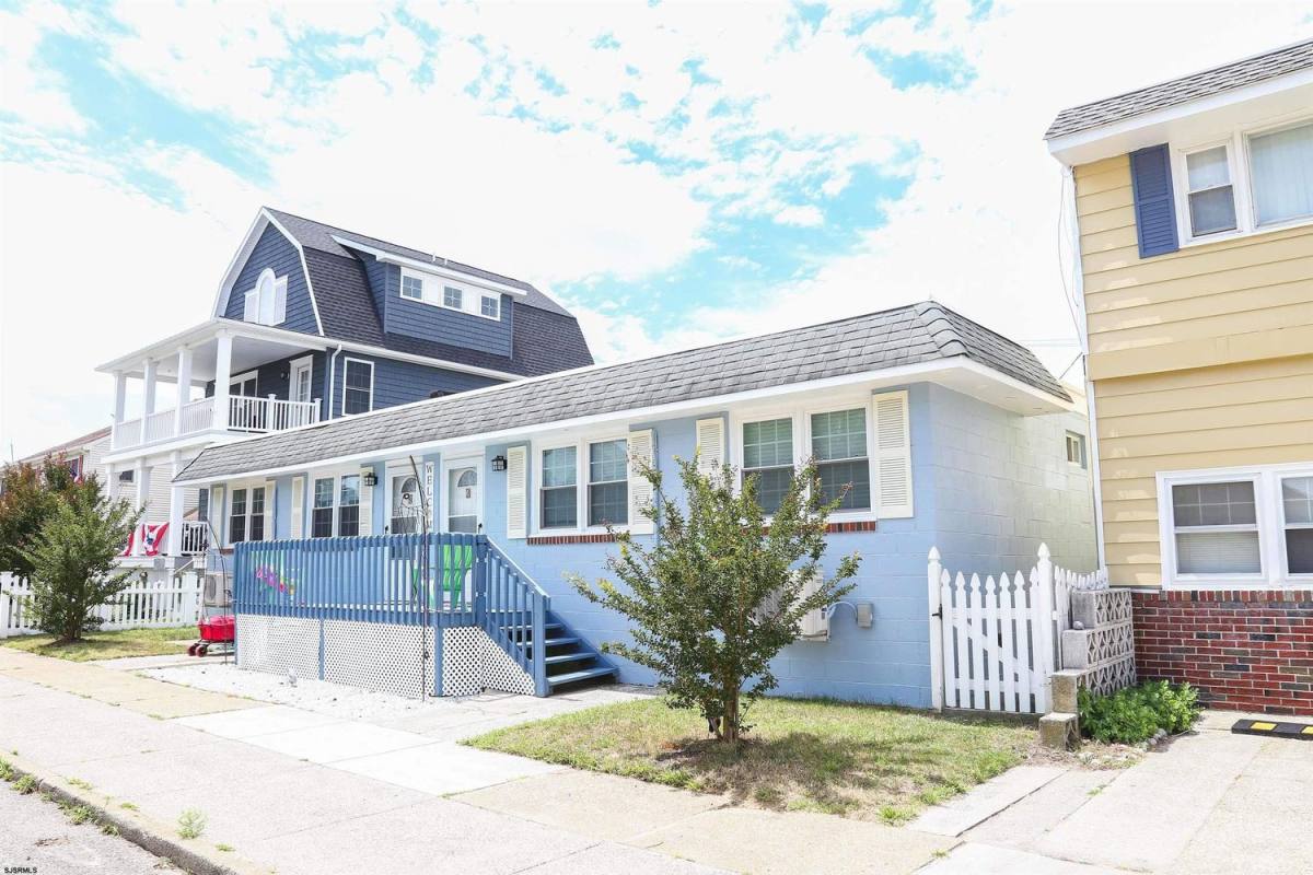 Apartment for rent at 3100 W Brigantine Ave #1-1, Atlantic City, NJ 08404