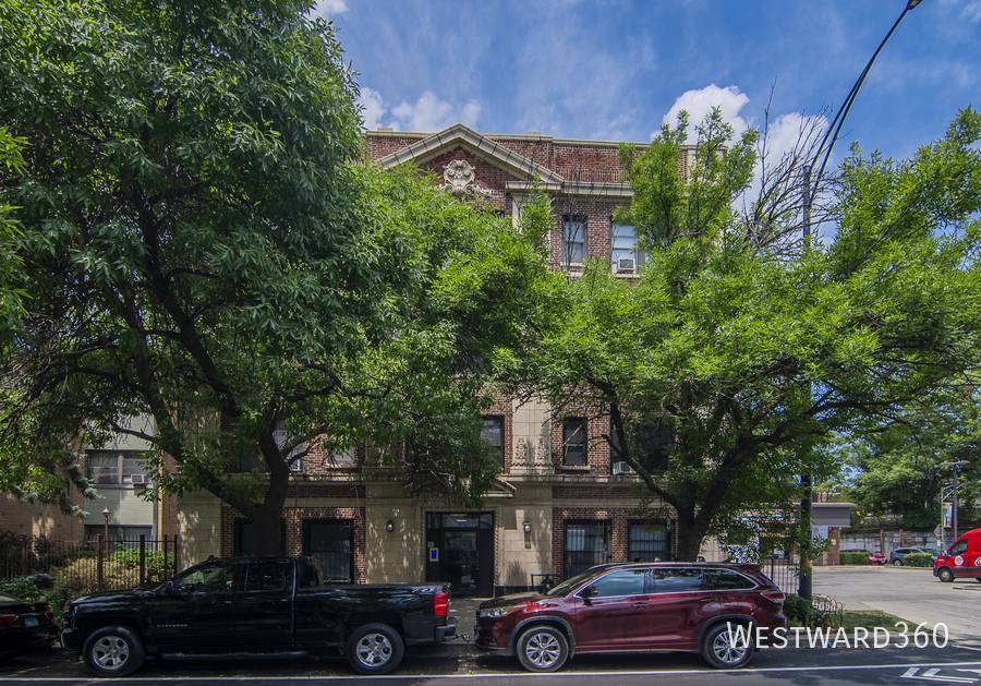 Apartment for rent at 1414 W Pratt #206, Chicago, IL 60626