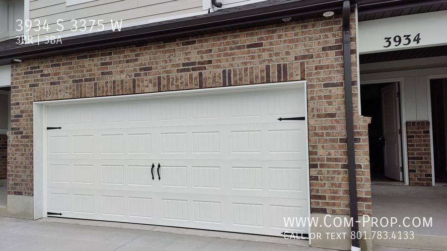 Townhouse for rent at 3934 S 3375 W, Ogden, UT 84401