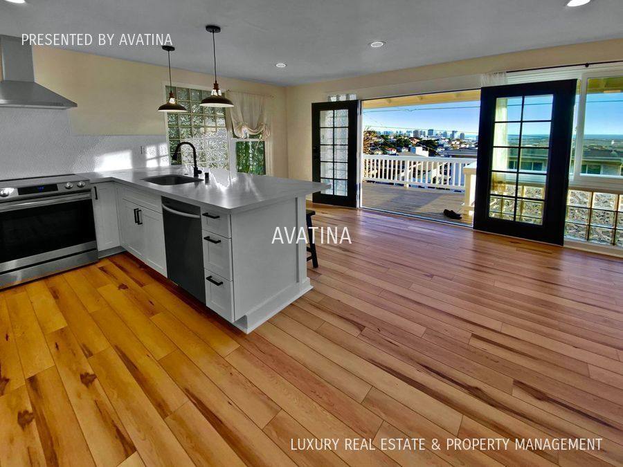 House for rent at 2330 Makanani Dr #B, Honolulu, HI 96817