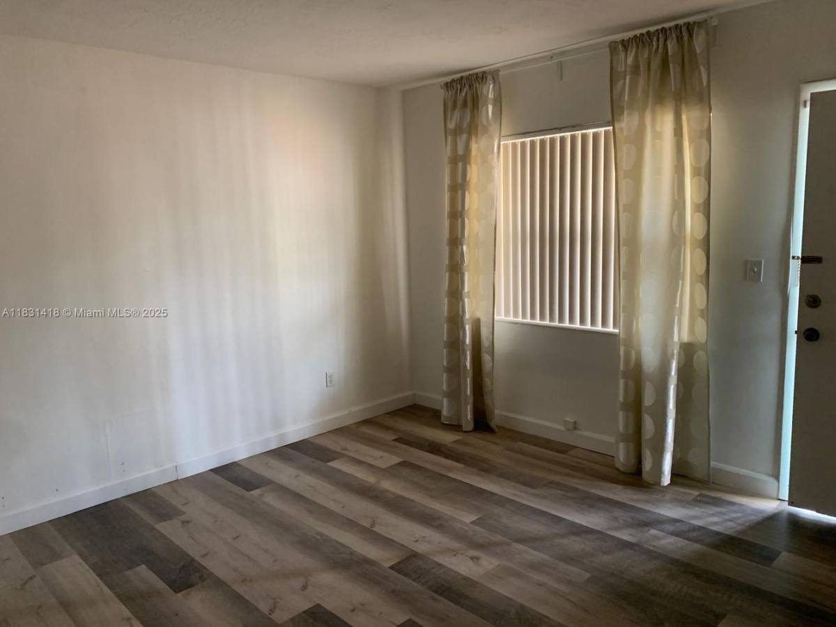 Apartment for rent at 7505 SW 82nd St #102, Miami, FL 33143