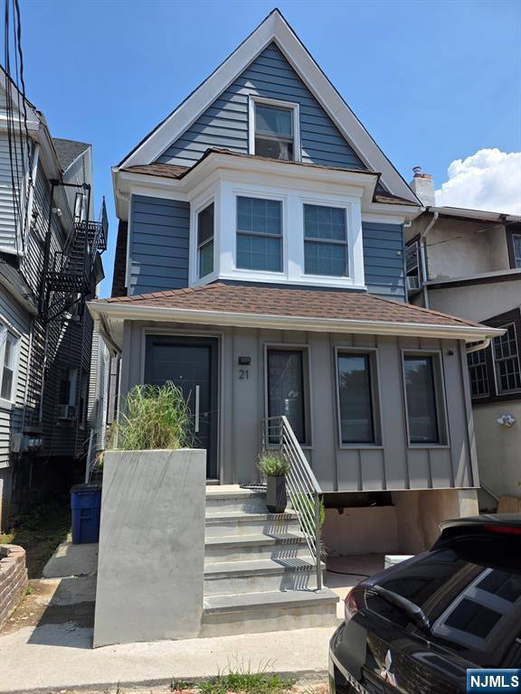 Apartment for rent at 21 Valley Place #3-3, Astoria, NY 11103