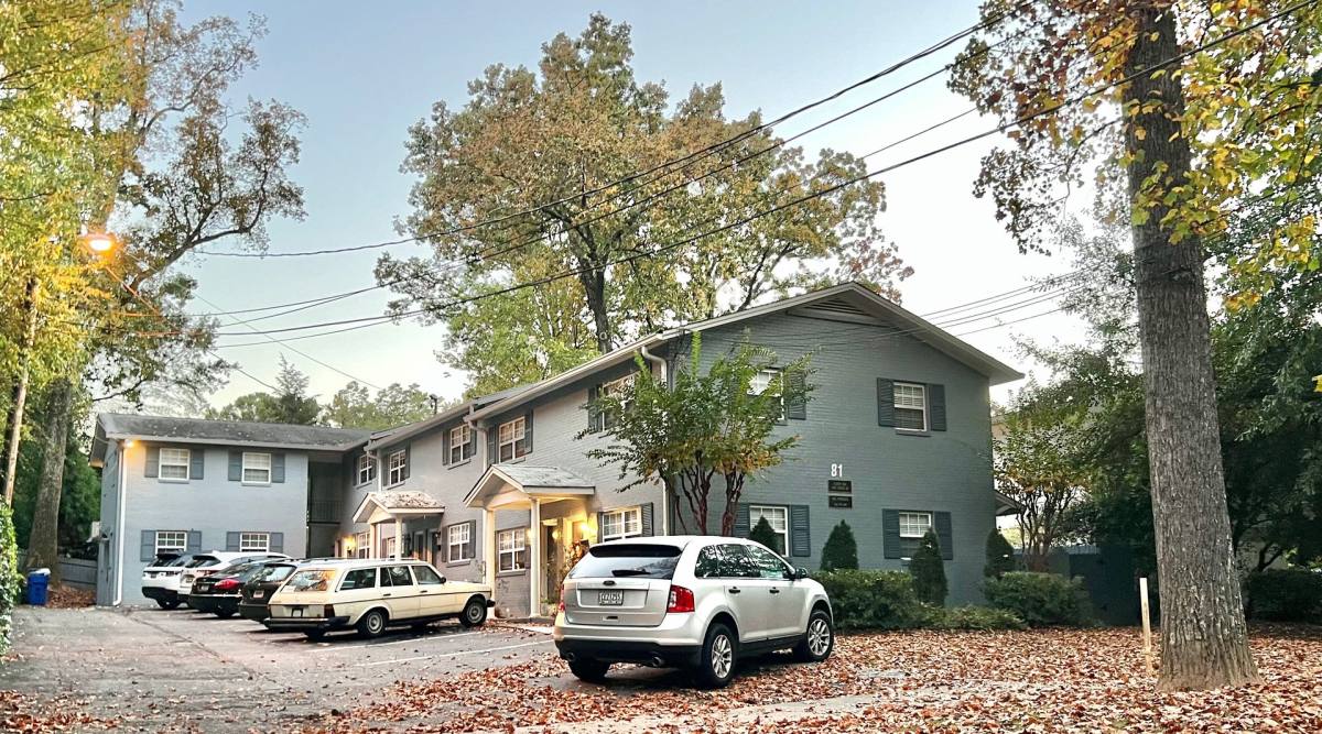 Townhouse for rent at 81 E Wesley Rd, Atlanta, GA 30305