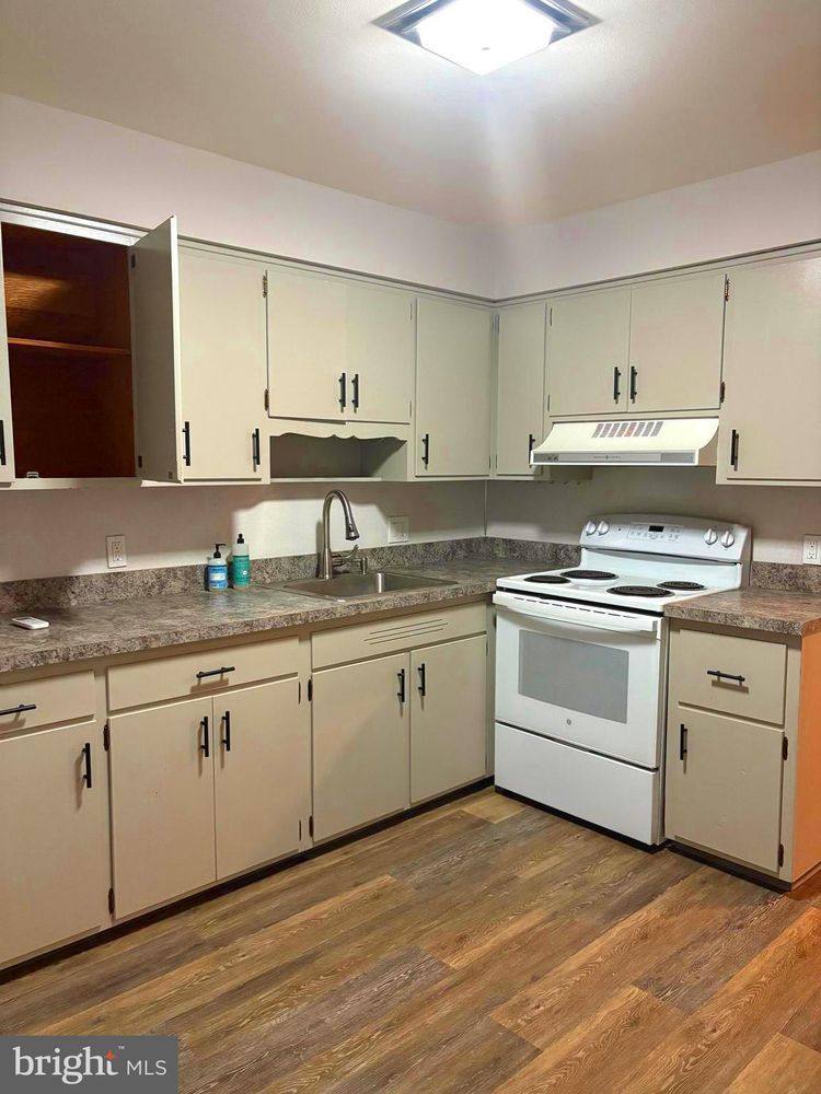 Apartment for rent at 2 Bridge St #2, Holicong, PA 18928