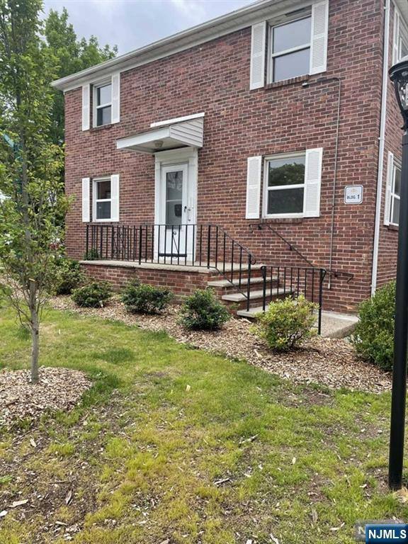 Apartment for rent at 2 Pleasant Court #2, Bergenfield, NJ 07621