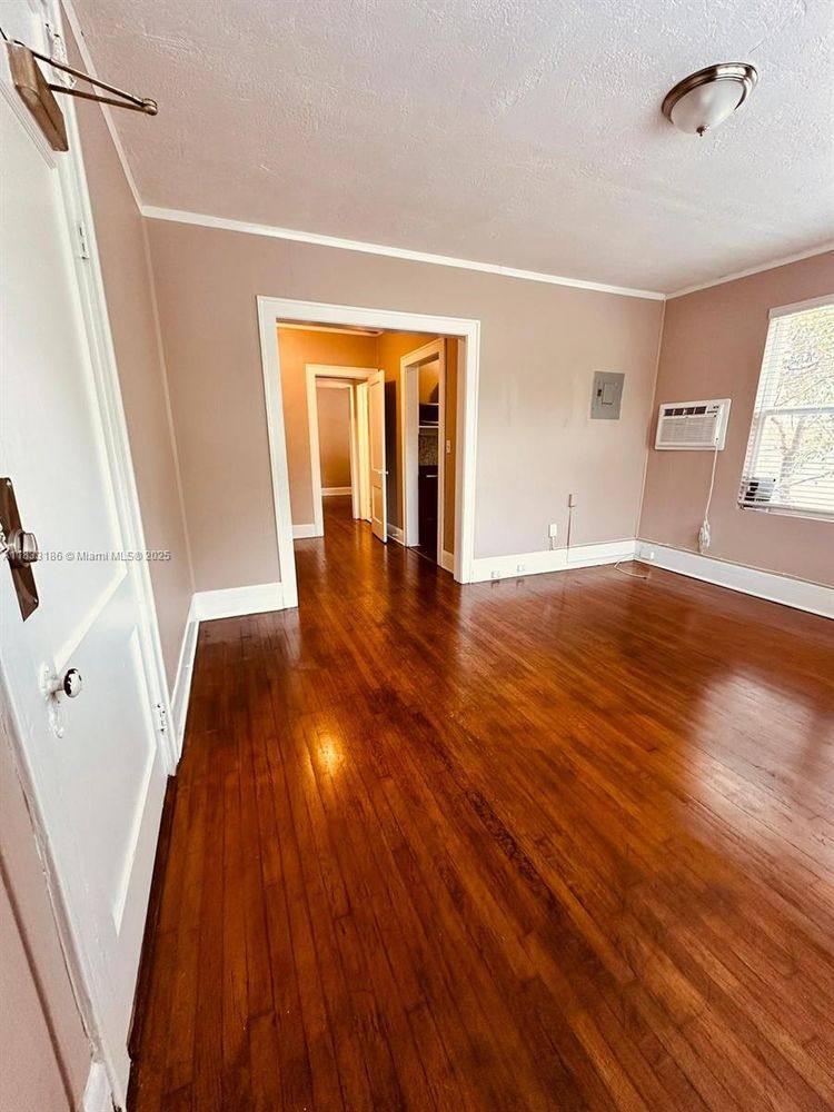 Apartment for rent at 344 Mendoza Ave #4-4, Miami, FL 33134