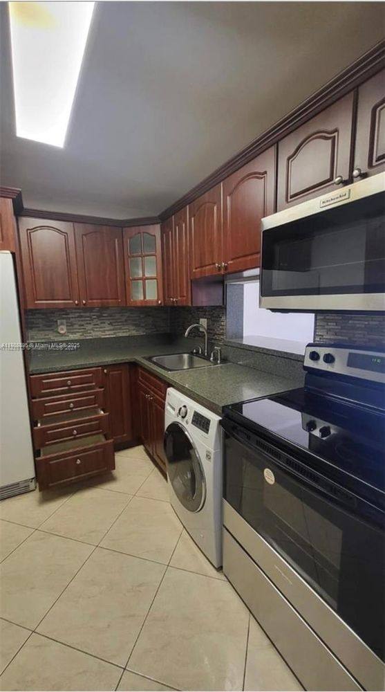 Apartment for rent at 5199 NW 7th St #309, Miami, FL 33126