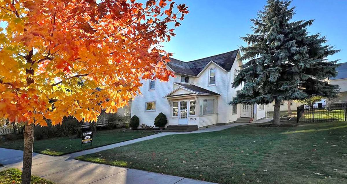 Apartment for rent at 210 E Tenth St, Traverse City, MI 49684