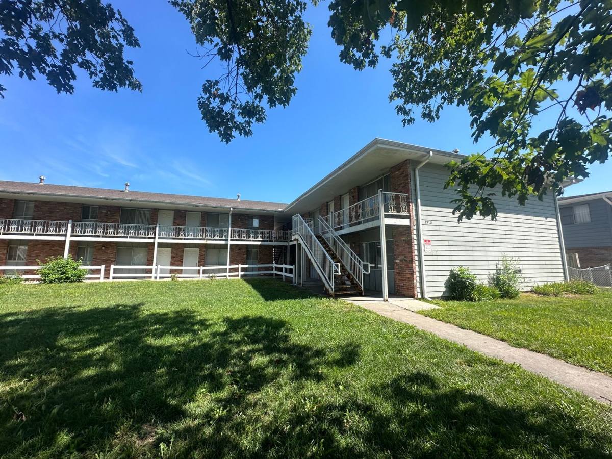 Apartment for rent at 1910 J St, Lincoln, NE 68510