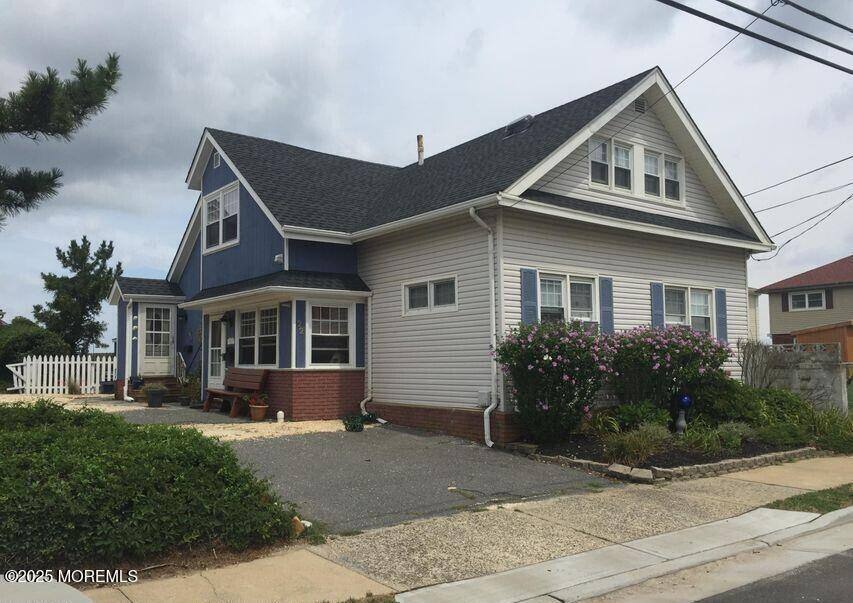 Apartment for rent at 22 E End Ave #22, Allenhurst, NJ 07711
