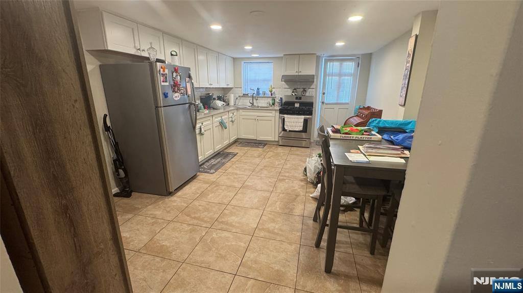 Apartment for rent at 80 Farnham Ave #B-B, Bloomfield, NJ 07003