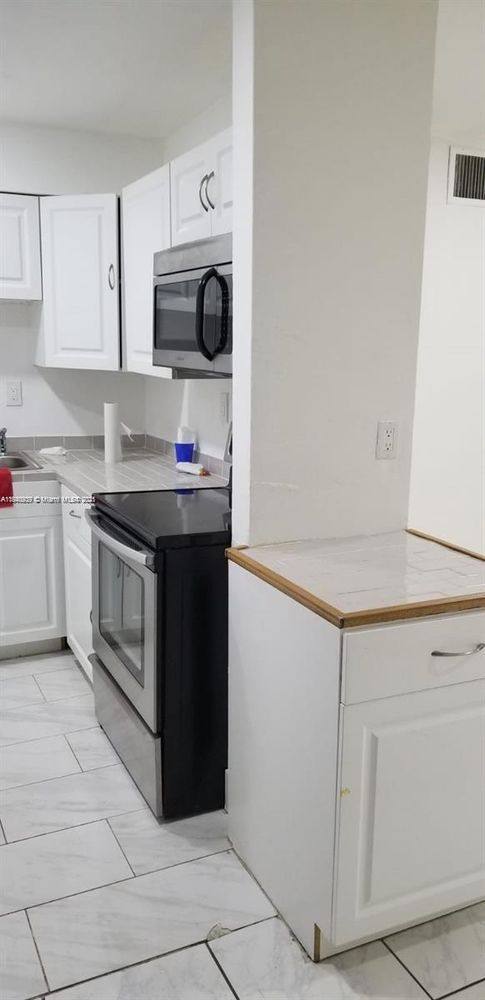 Apartment for rent at 8701 SW 141st St #M2-M2, Miami, FL 33176