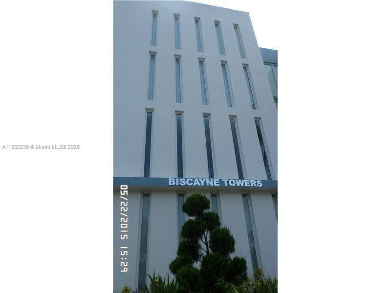 Apartment for rent at 11750 NE 16th Ave #308, Miami, FL 33161