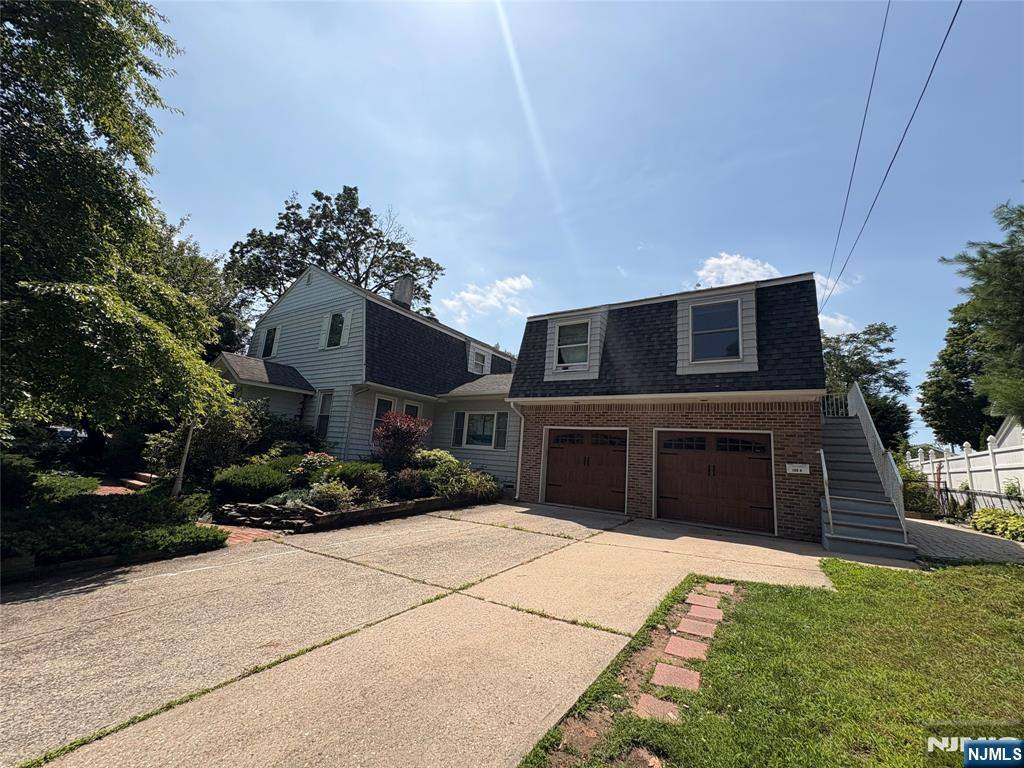 Apartment for rent at 100 3rd St #2-2, Bergenfield, NJ 07621
