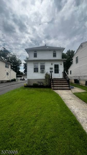 Apartment for rent at 41 3rd Ave #41, Avenel, NJ 07001