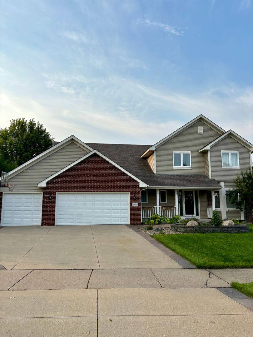 House for rent at 20626 Hartford Way, Lakeville, MN 55044