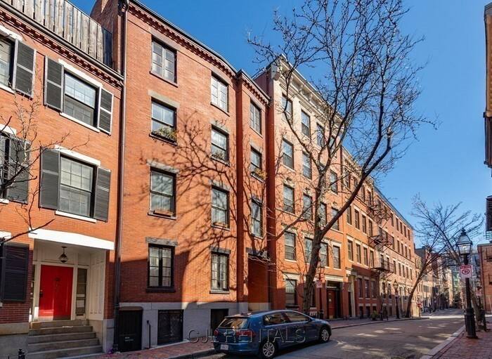 Apartment for rent at 101 Myrtle St #1, Boston, MA 02114