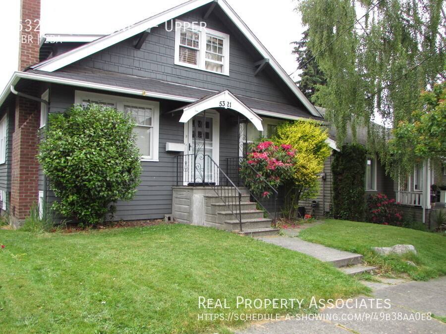 Apartment for rent at 5321 7th Ave NE, Seattle, WA 98105
