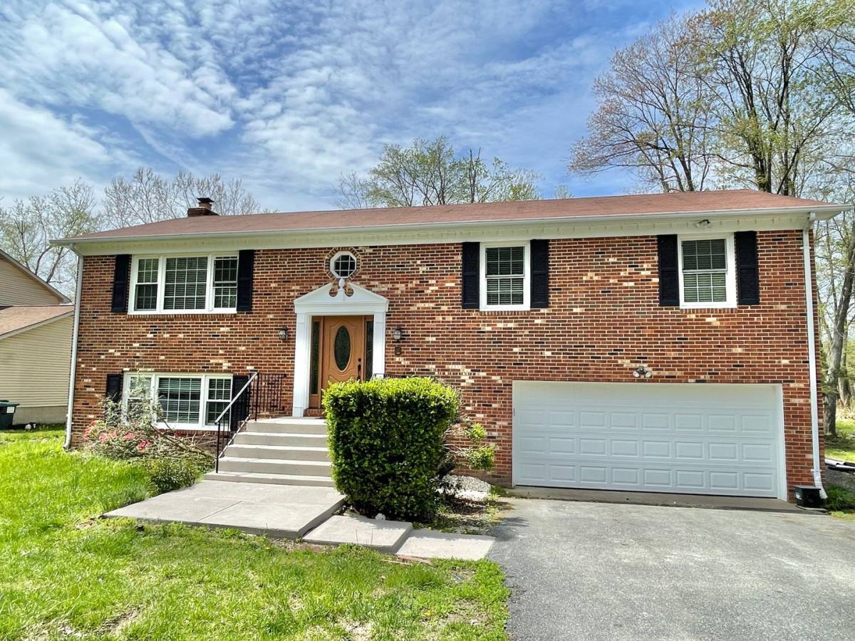 House for rent at 2125 Aquia Dr, Stafford, VA 22554
