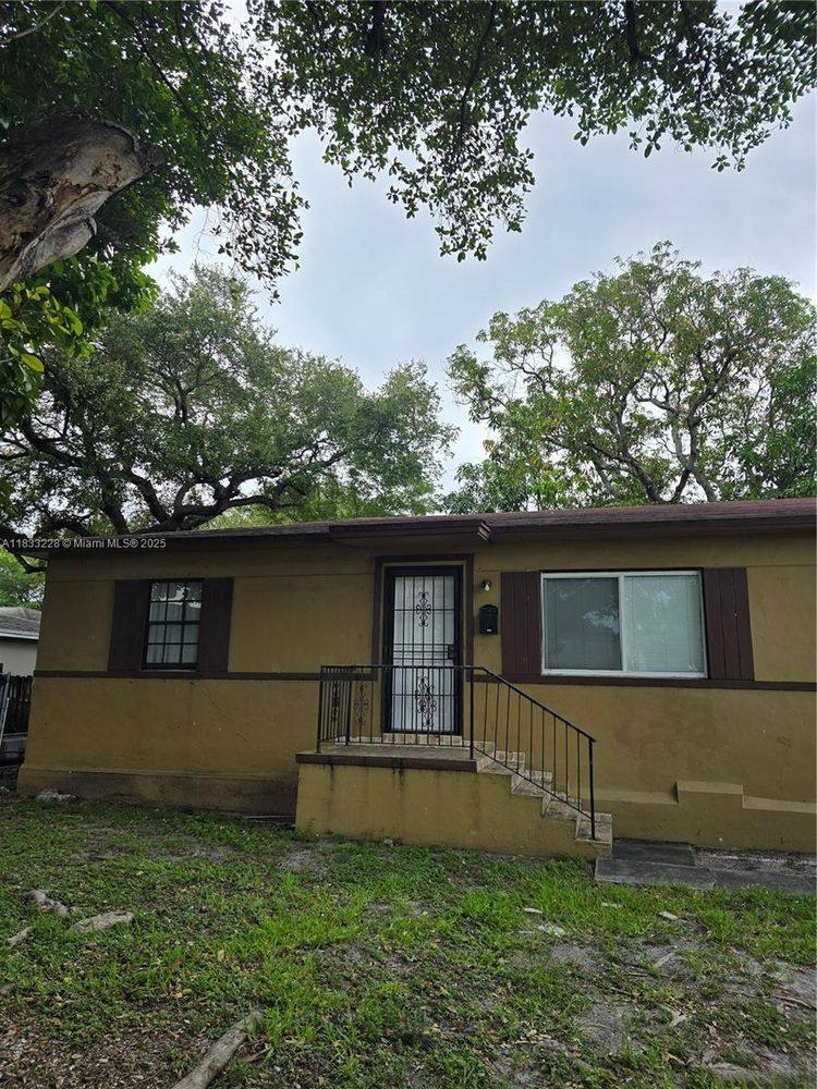 Apartment for rent at 6912 NW 5th Place, Miami, FL 33150