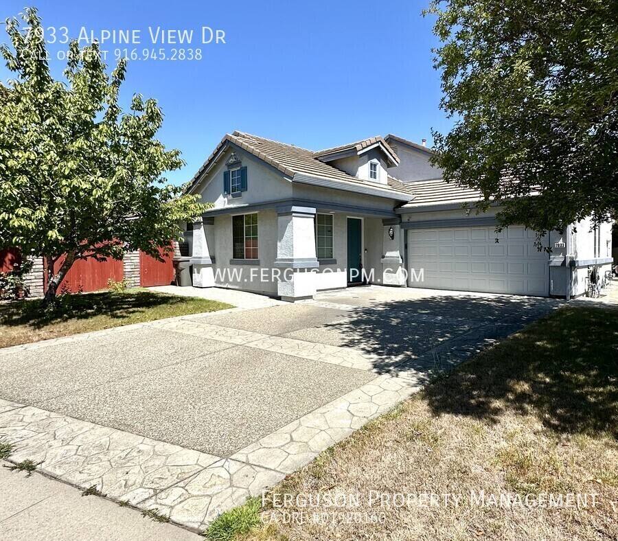 House for rent at 7933 Alpine View Dr, Roseville, CA 95747