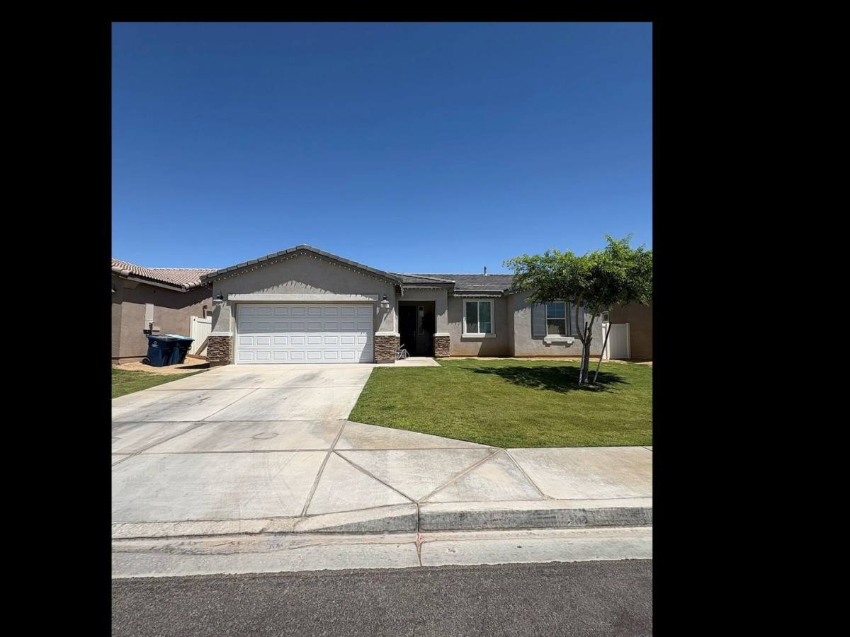 House for rent at 127 Appaloosa St, Brawley, CA 92227