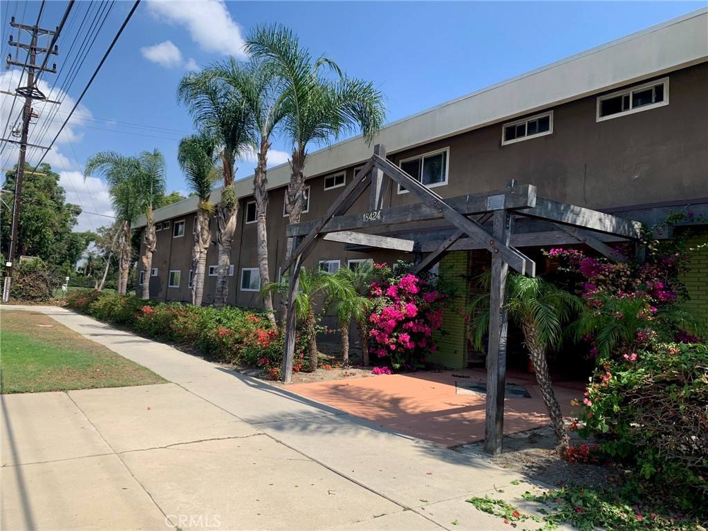 Apartment for rent at 18424 Normandie Ave, Gardena, CA 90248