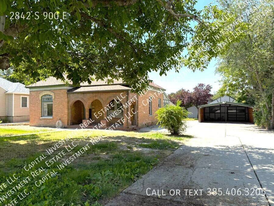 House for rent at 2842 S 900 E, Salt Lake City, UT 84106