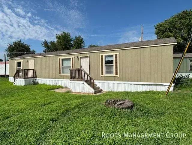 Apartment for rent at 908 NW St John #908, Topeka, KS 66617