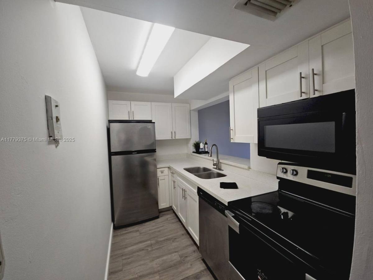 Apartment for rent at 1720 NW N River Dr #113, Miami, FL 33125