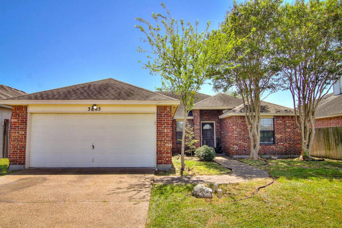 House for rent at 3805 Julia, Corpus Christi, TX 78414