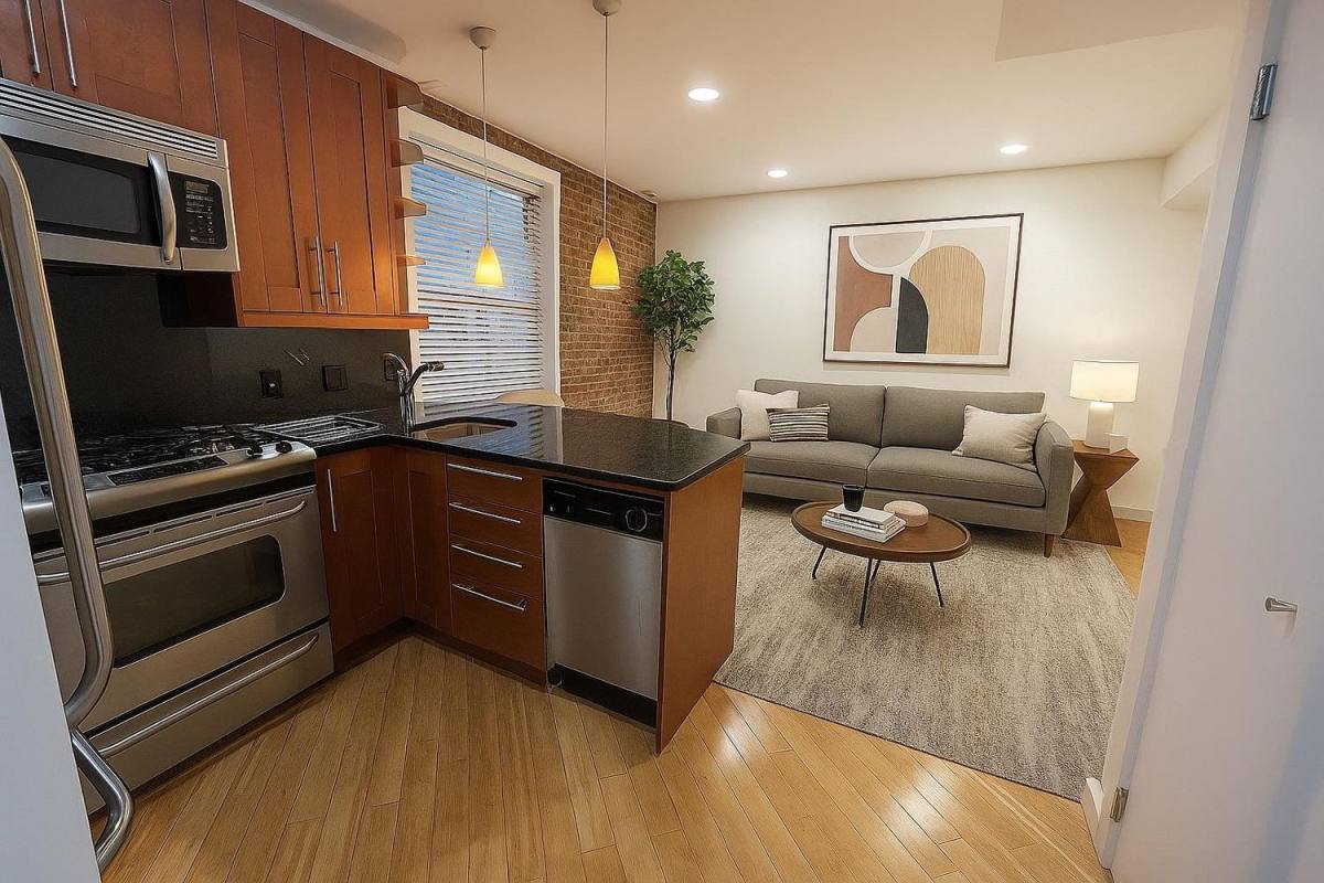 Apartment for rent at 324 Baldwin Ave #2A-2A, Bayonne, NJ 07002