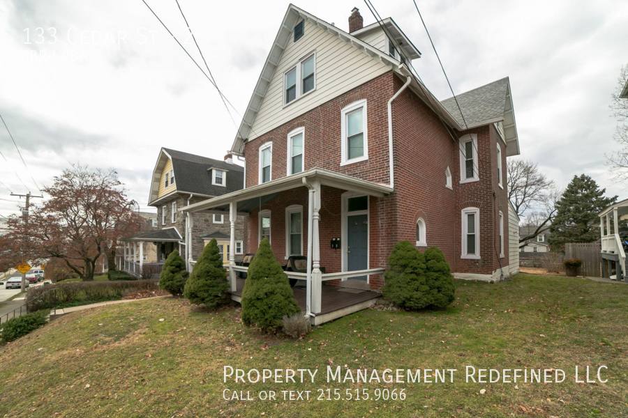 Apartment for rent at 133 Cedar St #2, Jenkintown, PA 19046