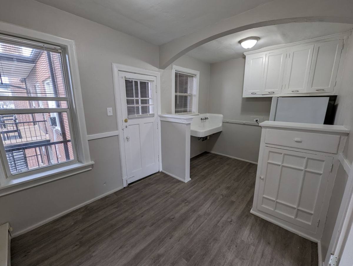 3747 Dunnica, Saint Louis, MO 63116