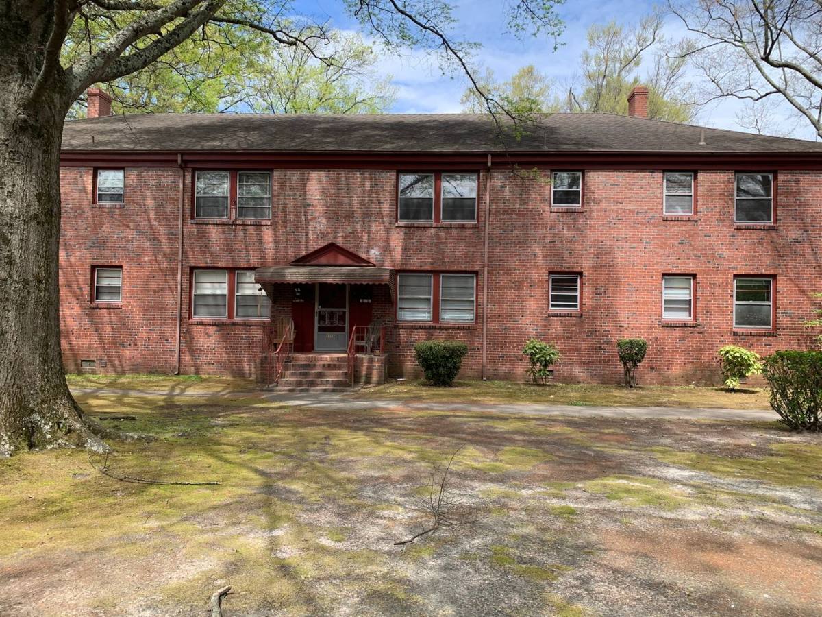Apartment for rent at 110 E Tyler Crescent, Portsmouth, VA 23707