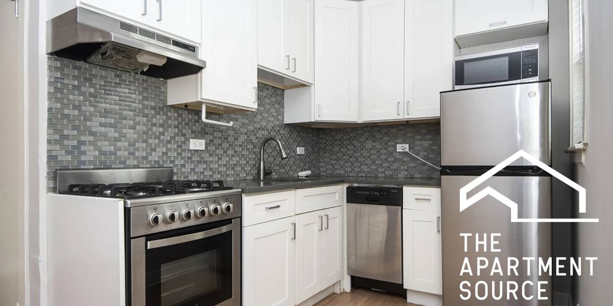 Apartment for rent at 511 W Belmont Ave, Chicago, IL 60657