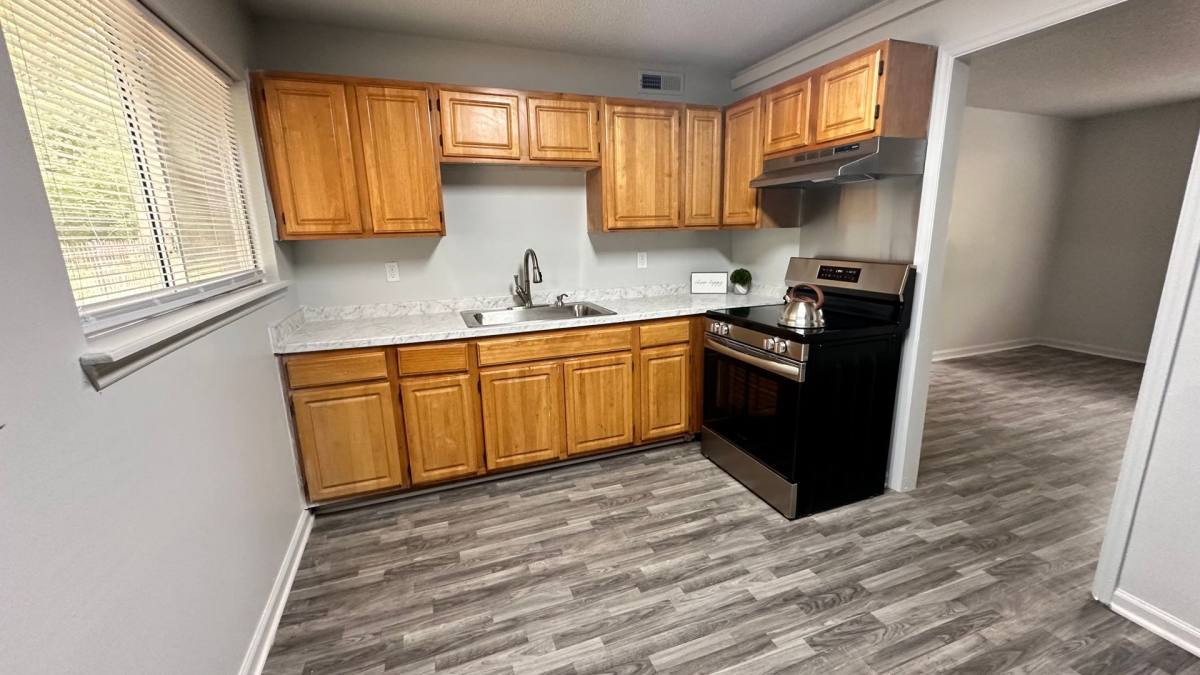 Apartment for rent at 2531 Crestwood Dr, Winston Salem, NC 27105