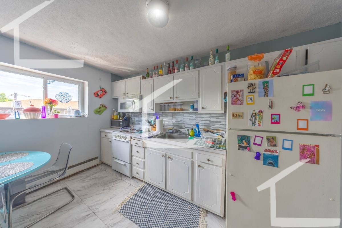 Apartment for rent at 31 Westgate Rd #5, Chestnut Hill, MA 02467