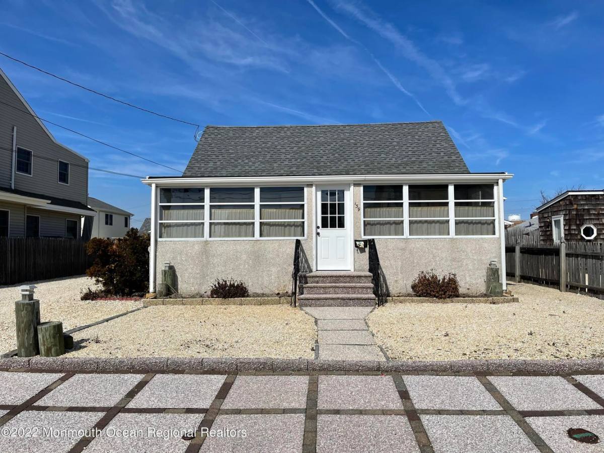 Apartment for rent at 139 Princeton Ave #139, Island Heights, NJ 08732