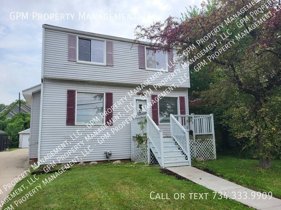 House for rent at 2028 Crooks Rd, Royal Oak, MI 48073