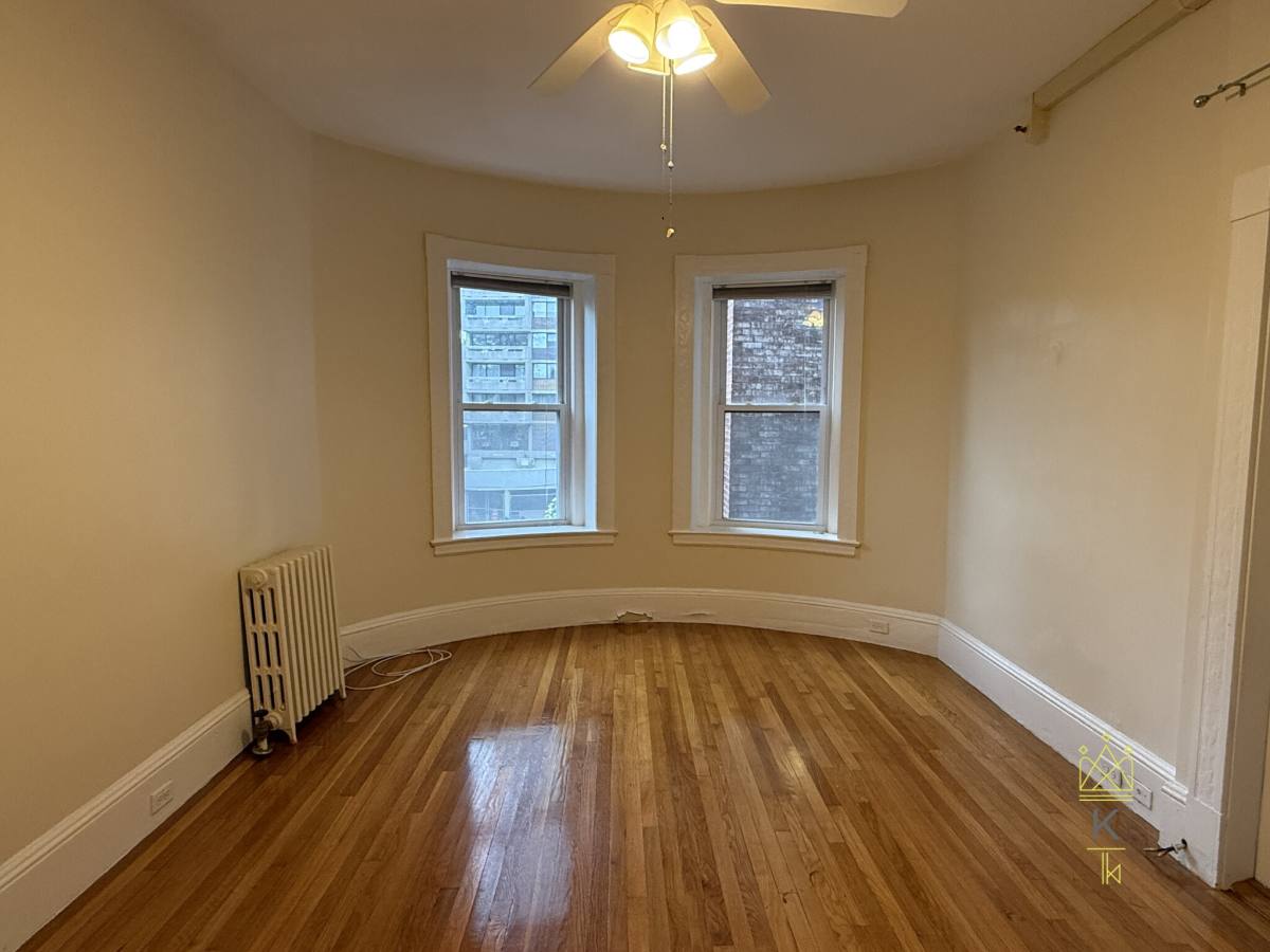 Apartment for rent at 1477 Beacon St #3, Brookline, MA 02446