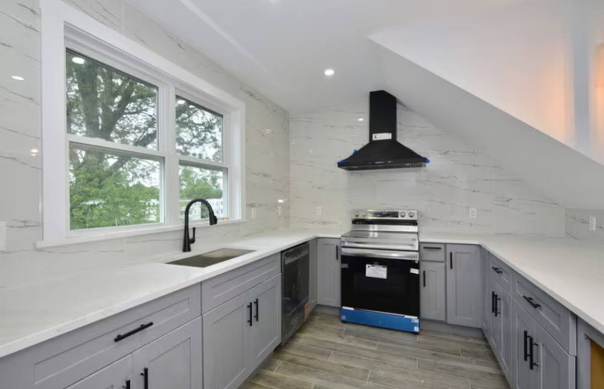 Apartment for rent at 116 Evans St #2, Dorchester Center, MA 02124