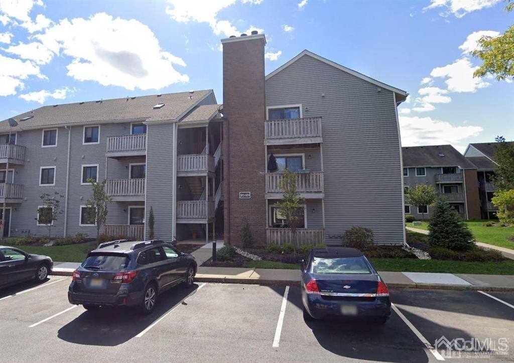 Condo for rent at 5019 Ravens Crest Dr, Cranbury, NJ 08512